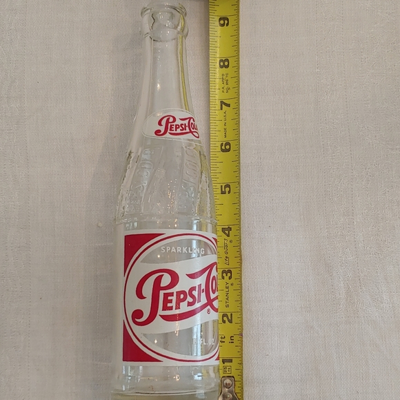 Vintage Pepsi Bottle Collectable - Picture 3 of 12